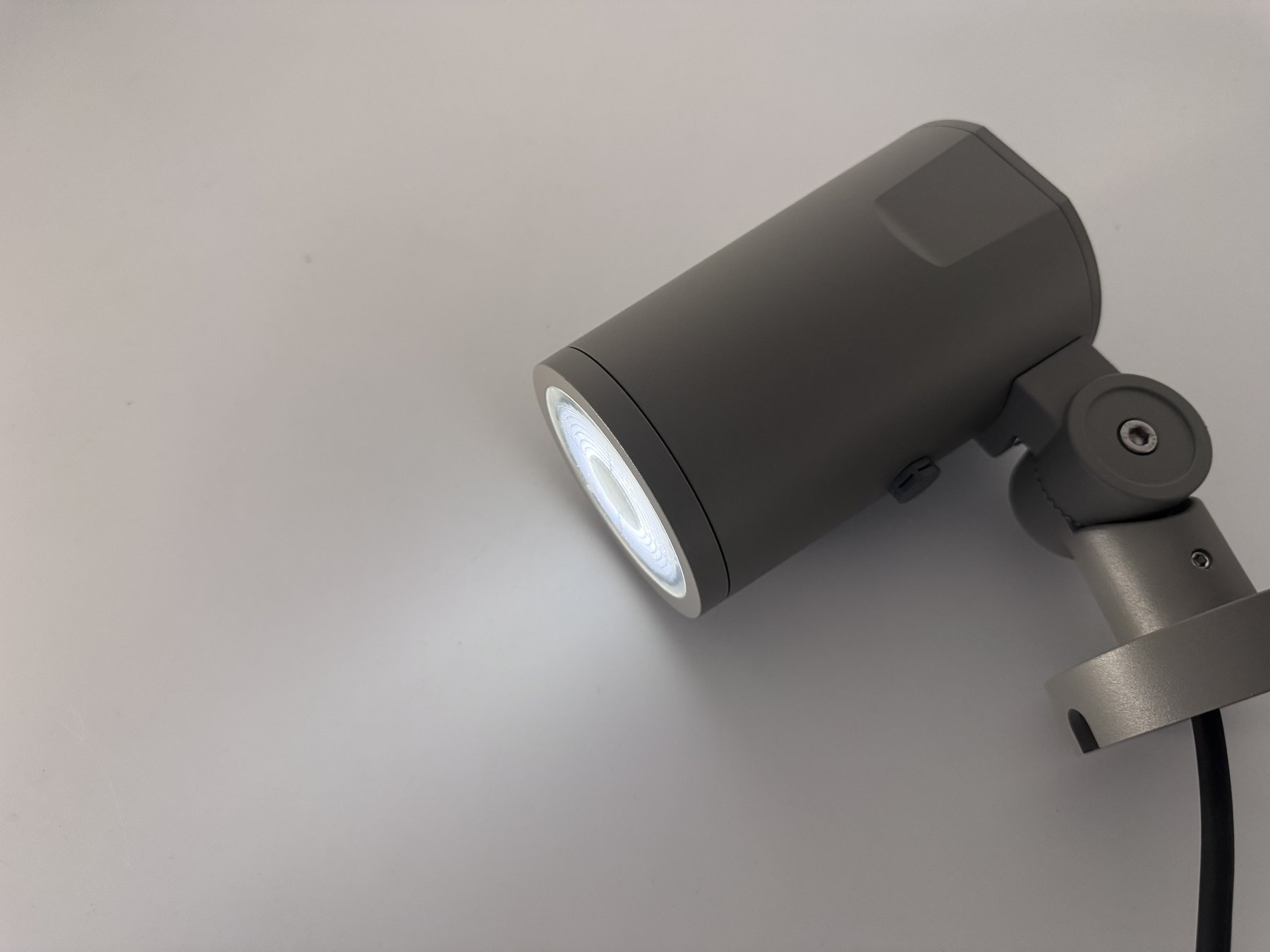 Laser Spot 2 outdoor precision spotlight